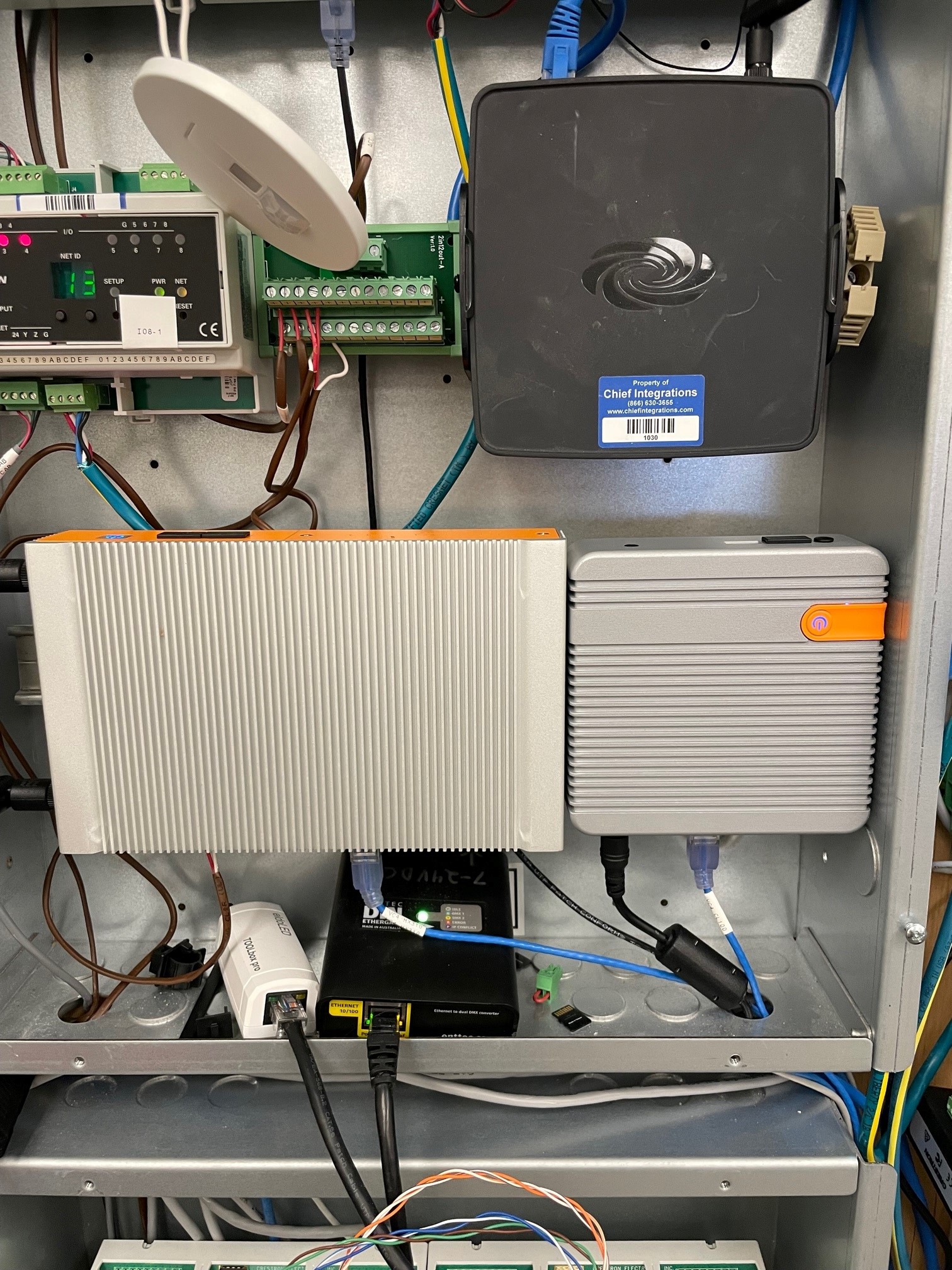 OnLogiconRackinLab